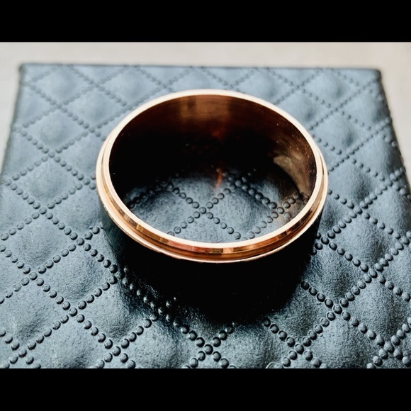 Men’s Stainless Steel Band - Picture 3 of 4